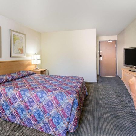 Super 8 By Wyndham Lacey Olympia Area Exteriér fotografie