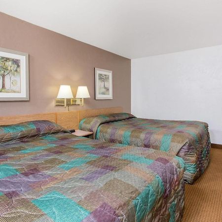 Super 8 By Wyndham Lacey Olympia Area Exteriér fotografie