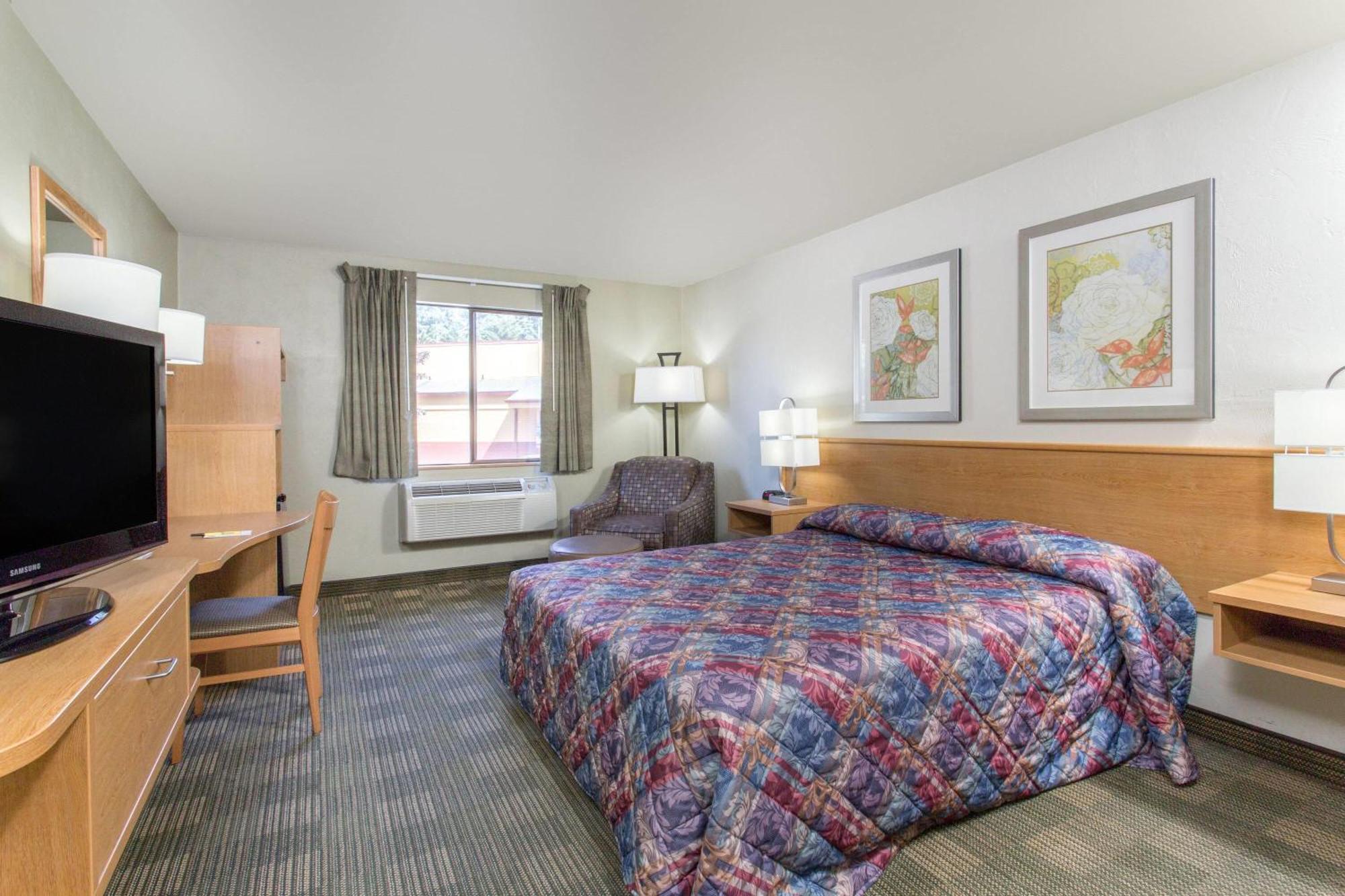 Super 8 By Wyndham Lacey Olympia Area Exteriér fotografie